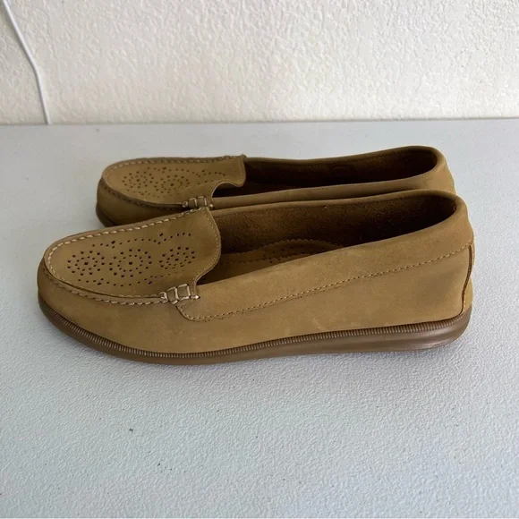 Eric Michael Flat Loafer slip on shoes size 41 9.5 -10 - Picture 3 of 5